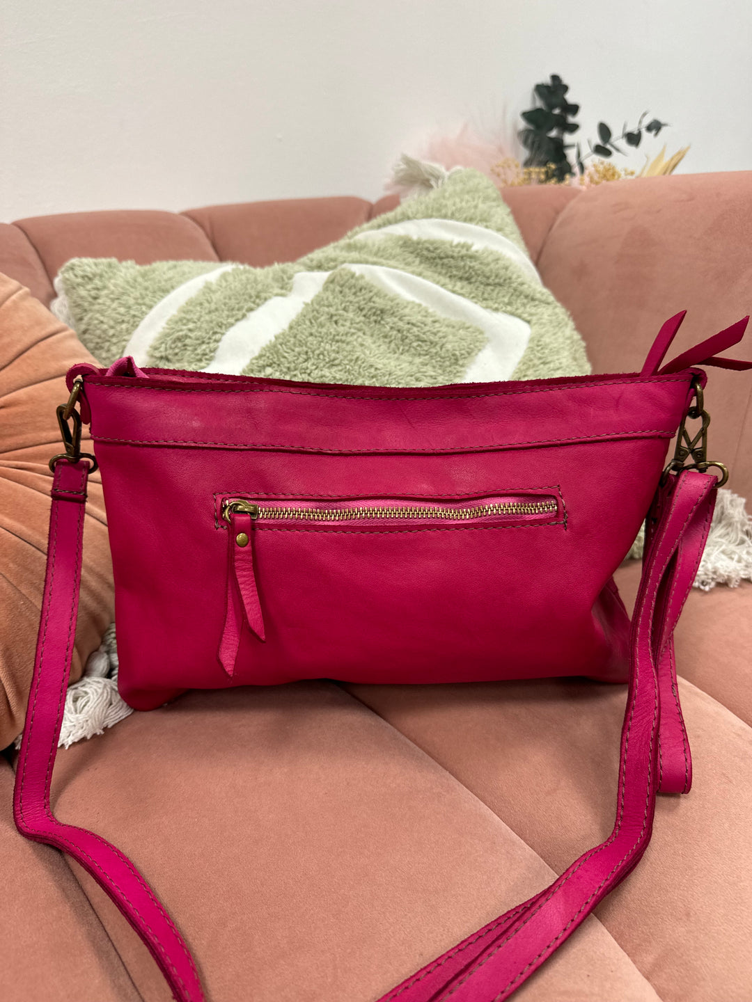 Bandolera coqueta fucsia
