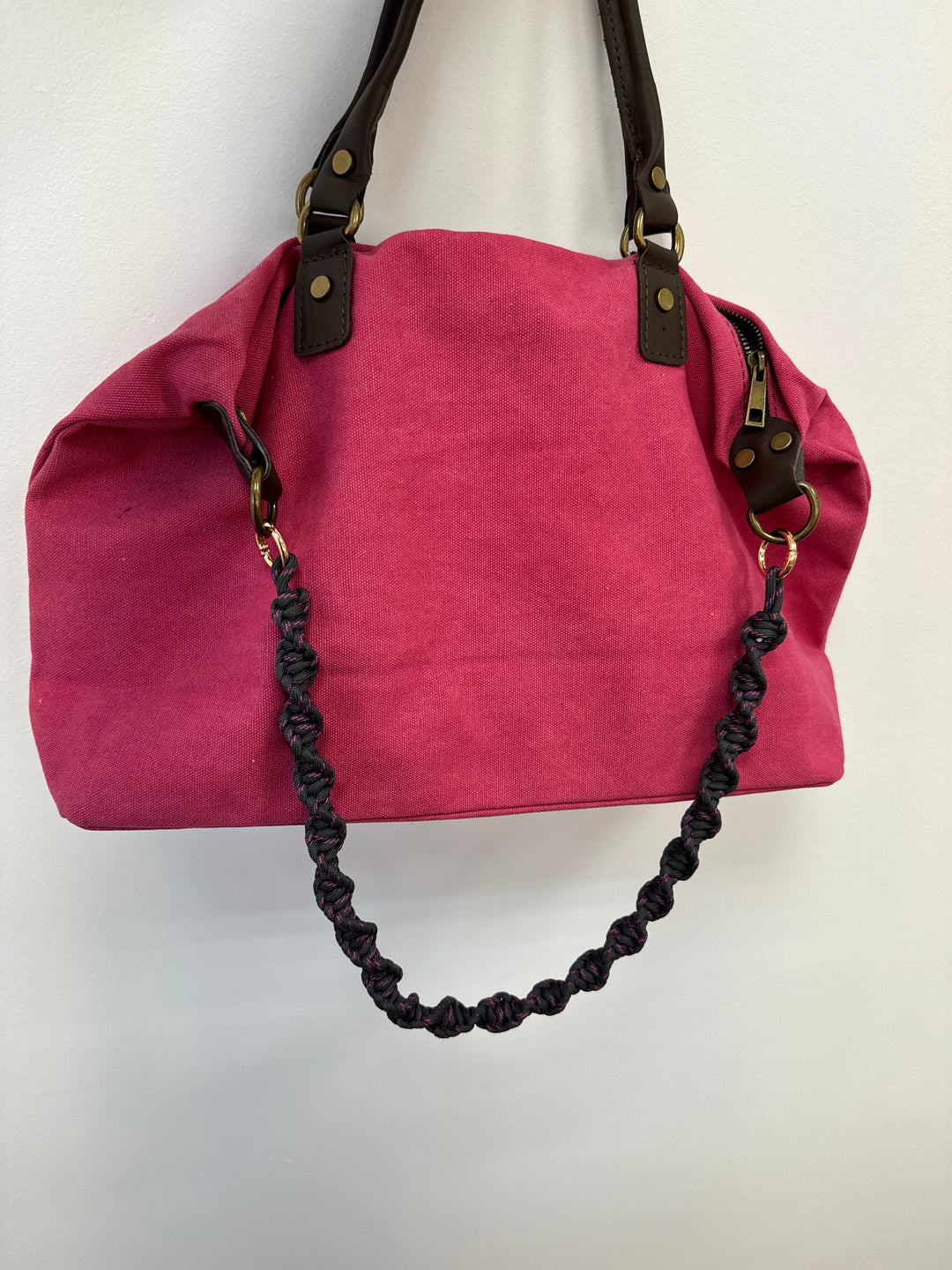 Bolso Bandolera Piel Cuqui Fucsia