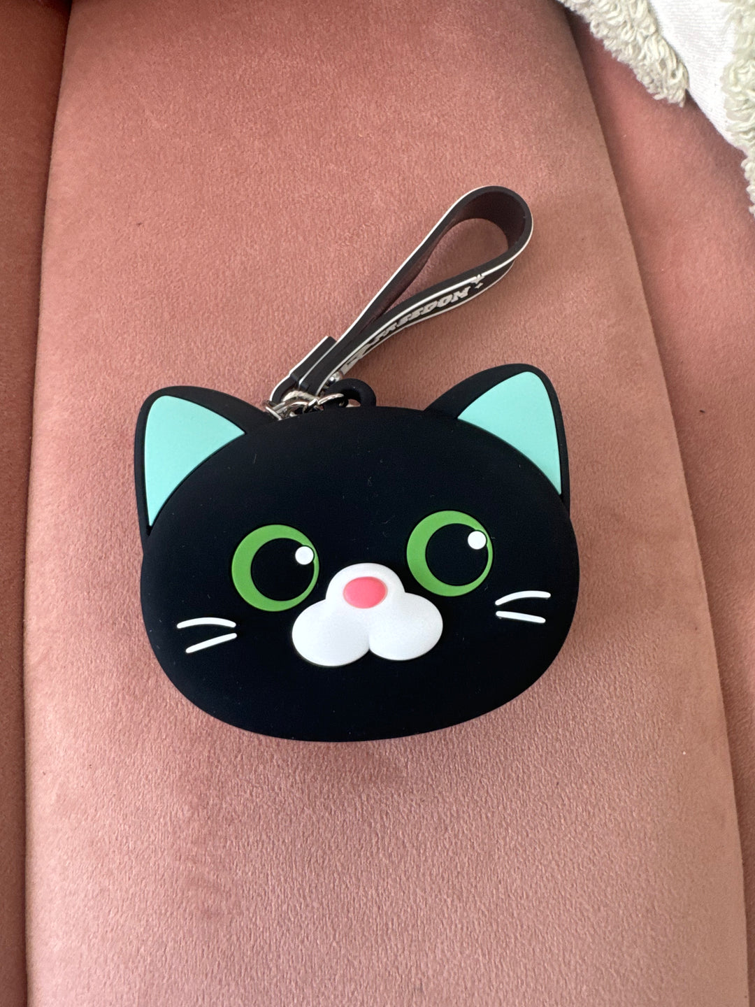 Monedero pequeño gatito negro